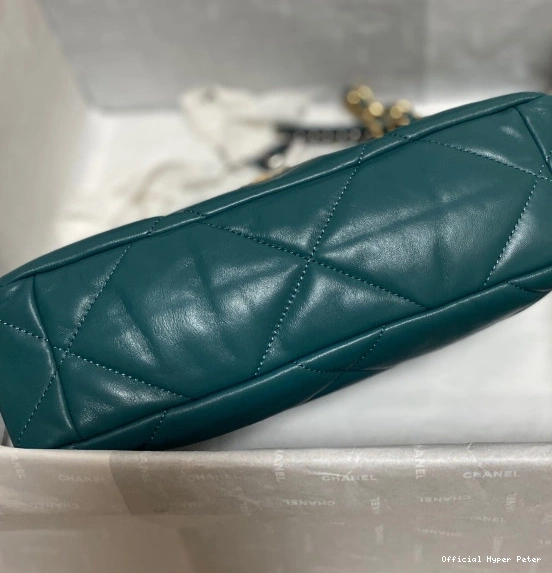 HyperPeter CHANEL 19 FLAP BAG 0707